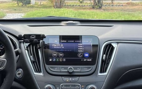 Chevrolet Malibu IX, 2022 год, 2 100 000 рублей, 8 фотография