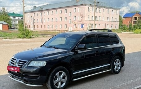 Volkswagen Touareg III, 2004 год, 890 000 рублей, 2 фотография