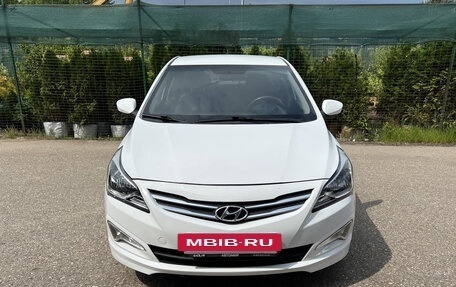 Hyundai Solaris II рестайлинг, 2016 год, 645 000 рублей, 3 фотография