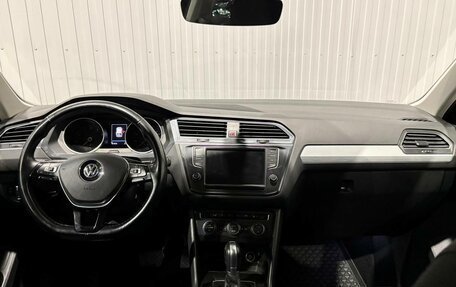 Volkswagen Tiguan II, 2017 год, 1 990 000 рублей, 5 фотография