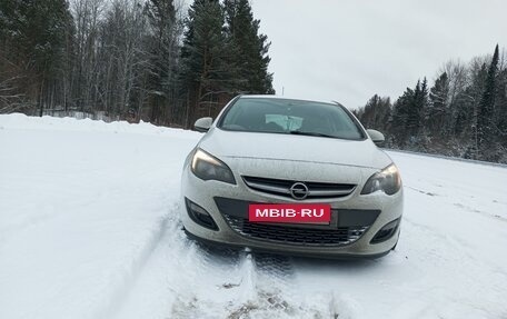 Opel Astra J, 2013 год, 760 000 рублей, 2 фотография