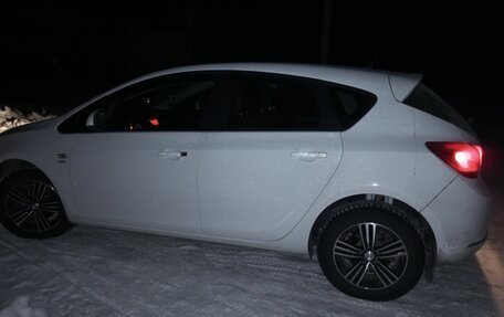 Opel Astra J, 2013 год, 760 000 рублей, 8 фотография