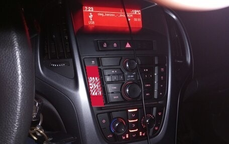 Opel Astra J, 2013 год, 760 000 рублей, 10 фотография