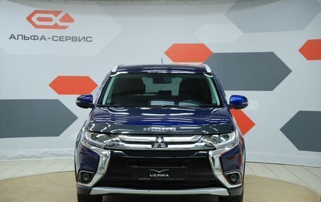 Mitsubishi Outlander III рестайлинг 3, 2015 год, 1 690 000 рублей, 2 фотография