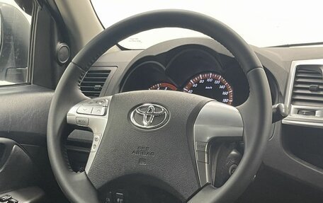 Toyota Hilux VII, 2014 год, 2 000 000 рублей, 17 фотография