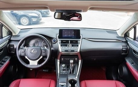 Lexus NX, 2022 год, 3 500 111 рублей, 7 фотография
