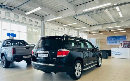 Toyota Highlander III, 2010 год, 2 089 000 рублей, 6 фотография
