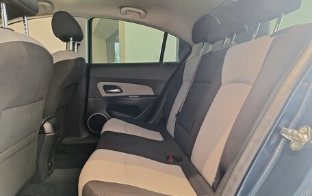 Chevrolet Cruze II, 2011 год, 699 000 рублей, 14 фотография