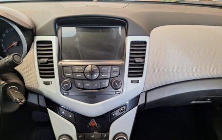 Chevrolet Cruze II, 2011 год, 699 000 рублей, 18 фотография