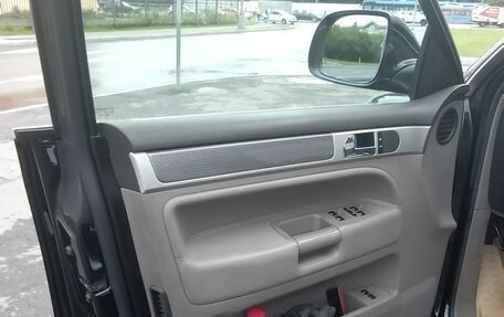 Volkswagen Touareg III, 2009 год, 1 300 000 рублей, 10 фотография