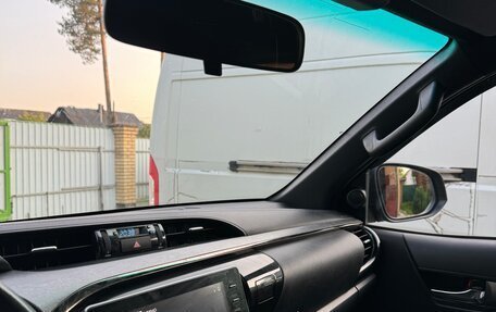 Toyota Hilux VIII, 2020 год, 18 фотография