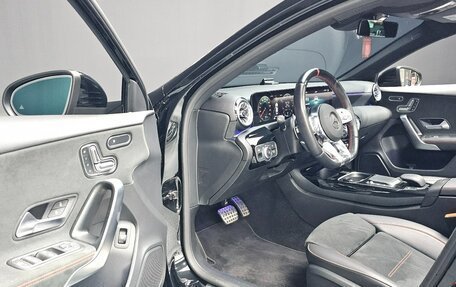 Mercedes-Benz A-Класс, 2022 год, 3 100 000 рублей, 9 фотография