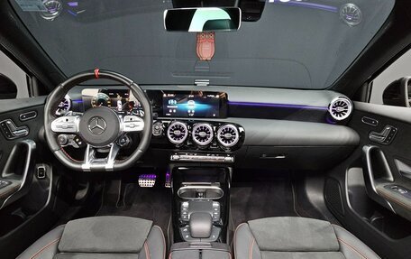 Mercedes-Benz A-Класс, 2022 год, 3 100 000 рублей, 5 фотография
