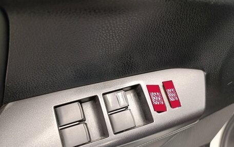 Toyota RAV4, 2018 год, 2 430 000 рублей, 13 фотография