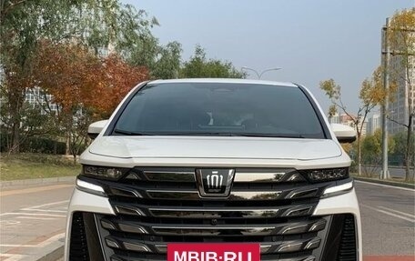 Toyota Vellfire, 2023 год, 13 000 777 рублей, 2 фотография