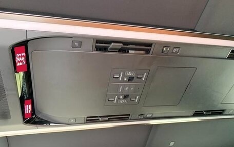 Toyota Vellfire, 2023 год, 13 000 777 рублей, 14 фотография