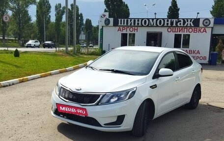 KIA Rio III рестайлинг, 2014 год, 820 000 рублей, 11 фотография