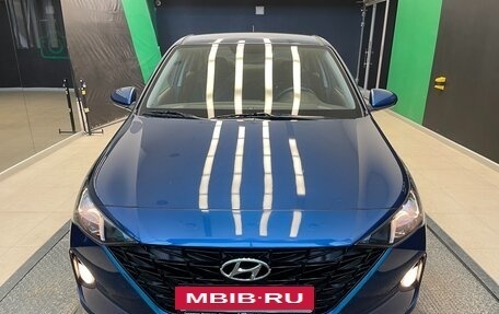 Hyundai Solaris II рестайлинг, 2021 год, 1 620 000 рублей, 2 фотография