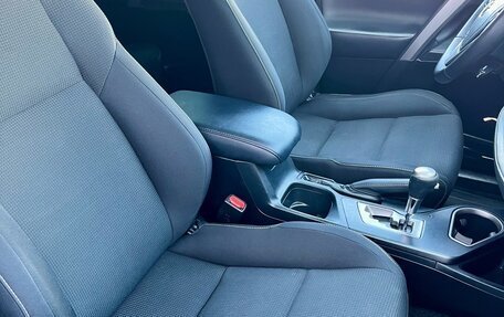 Toyota RAV4, 2017 год, 1 747 000 рублей, 9 фотография