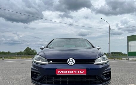 Volkswagen Golf R VII, 2020 год, 3 700 000 рублей, 1 фотография