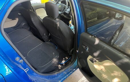 Renault Logan II, 2014 год, 400 000 рублей, 14 фотография