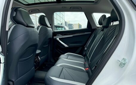 Geely Atlas, 2024 год, 3 512 990 рублей, 13 фотография