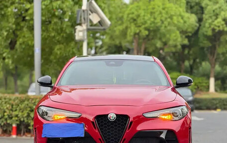Alfa Romeo Giulia II, 2020 год, 2 500 000 рублей, 2 фотография