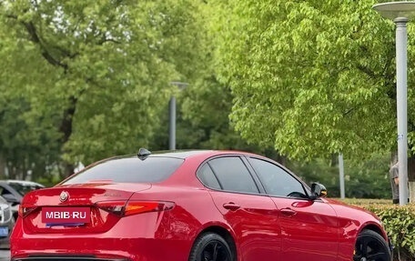 Alfa Romeo Giulia II, 2020 год, 2 500 000 рублей, 8 фотография