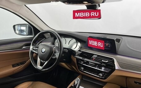 BMW 5 серия, 2019 год, 3 389 000 рублей, 14 фотография