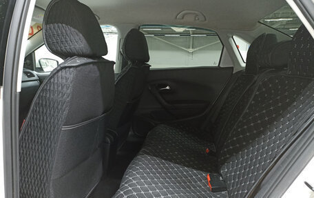 Volkswagen Polo VI (EU Market), 2013 год, 450 000 рублей, 12 фотография