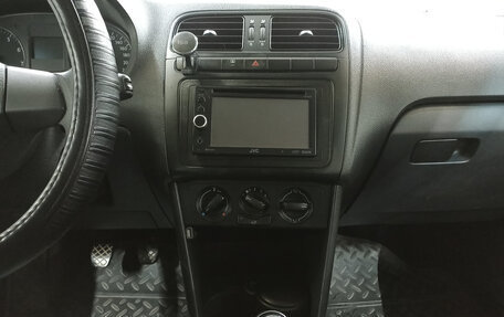 Volkswagen Polo VI (EU Market), 2013 год, 450 000 рублей, 15 фотография