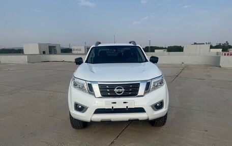 Nissan Navara (Frontier), 2021 год, 2 415 000 рублей, 2 фотография