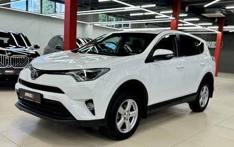 Toyota RAV4, 2018 год, 2 490 000 рублей, 8 фотография
