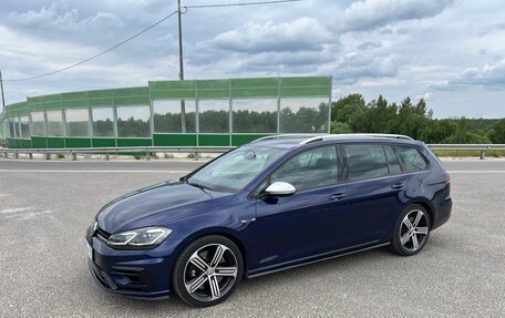 Volkswagen Golf R VII, 2020 год, 3 700 000 рублей, 11 фотография