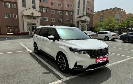 KIA Carnival, 2021 год, 4 фотография
