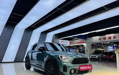 MINI Countryman II (F60), 2022 год, 3 300 000 рублей, 3 фотография