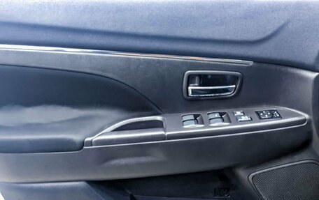 Mitsubishi ASX I рестайлинг, 2013 год, 989 000 рублей, 10 фотография