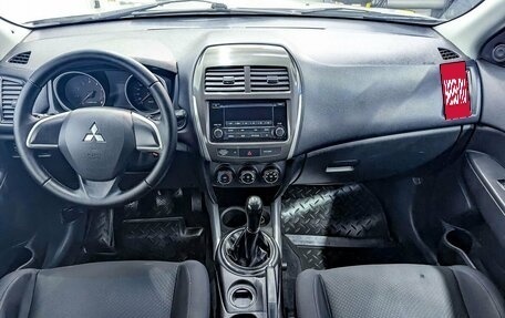 Mitsubishi ASX I рестайлинг, 2013 год, 989 000 рублей, 8 фотография