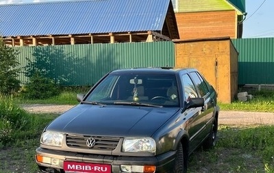 Volkswagen Vento, 1992 год, 200 000 рублей, 1 фотография