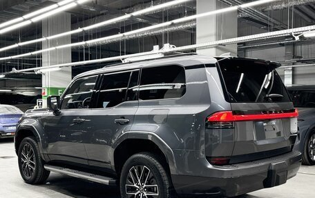 Lexus GX, 2024 год, 13 490 000 рублей, 12 фотография