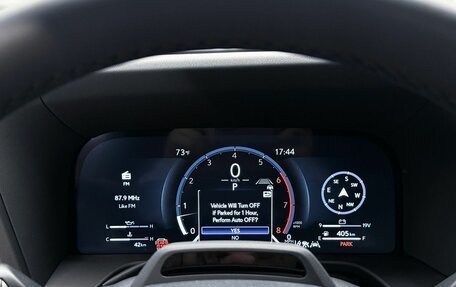 Lexus GX, 2024 год, 13 490 000 рублей, 19 фотография