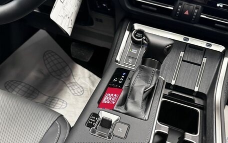 Lexus GX, 2024 год, 13 490 000 рублей, 17 фотография