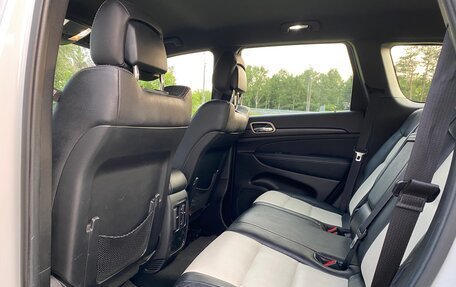 Jeep Grand Cherokee, 2013 год, 2 230 000 рублей, 21 фотография