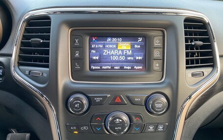 Jeep Grand Cherokee, 2013 год, 2 230 000 рублей, 29 фотография