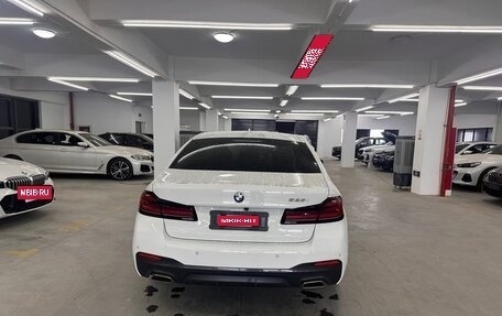BMW 5 серия, 2021 год, 3 590 000 рублей, 5 фотография
