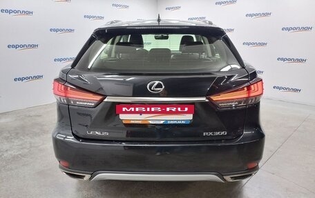 Lexus RX IV рестайлинг, 2021 год, 4 900 000 рублей, 5 фотография
