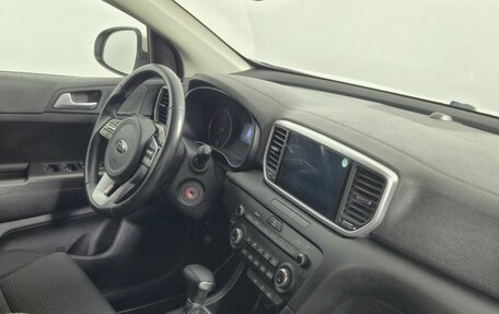 KIA Sportage IV рестайлинг, 2020 год, 2 395 000 рублей, 11 фотография