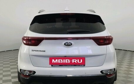 KIA Sportage IV рестайлинг, 2020 год, 2 395 000 рублей, 7 фотография