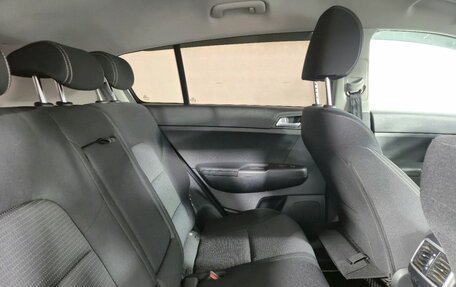 KIA Sportage IV рестайлинг, 2020 год, 2 395 000 рублей, 22 фотография