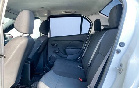 Renault Logan II, 2016 год, 860 000 рублей, 12 фотография
